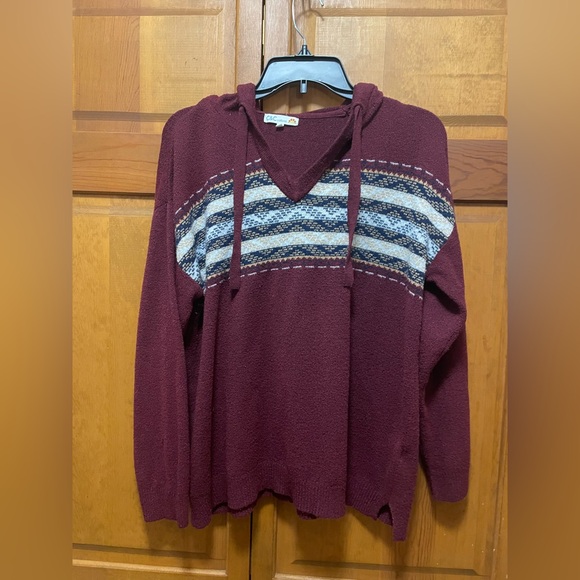 C&C California V-Neck Burgundy Hooded Sweater - Picture 2 of 5